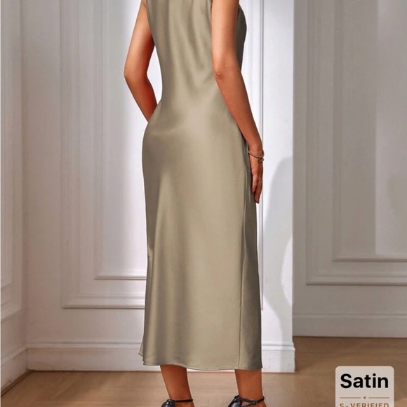 NEW Emery Rose Satin Sleeveless Dress Golden Brownish Color Size Large 8/10 - Picture 3 of 3